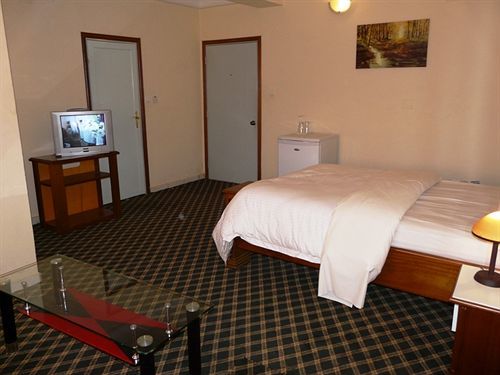 Azam Hotel Bamenda المظهر الخارجي الصورة